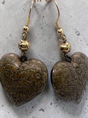 Vintage Embossed Heart Earrings